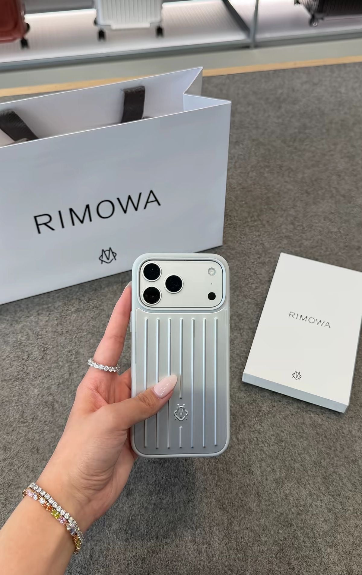 RIMOWA